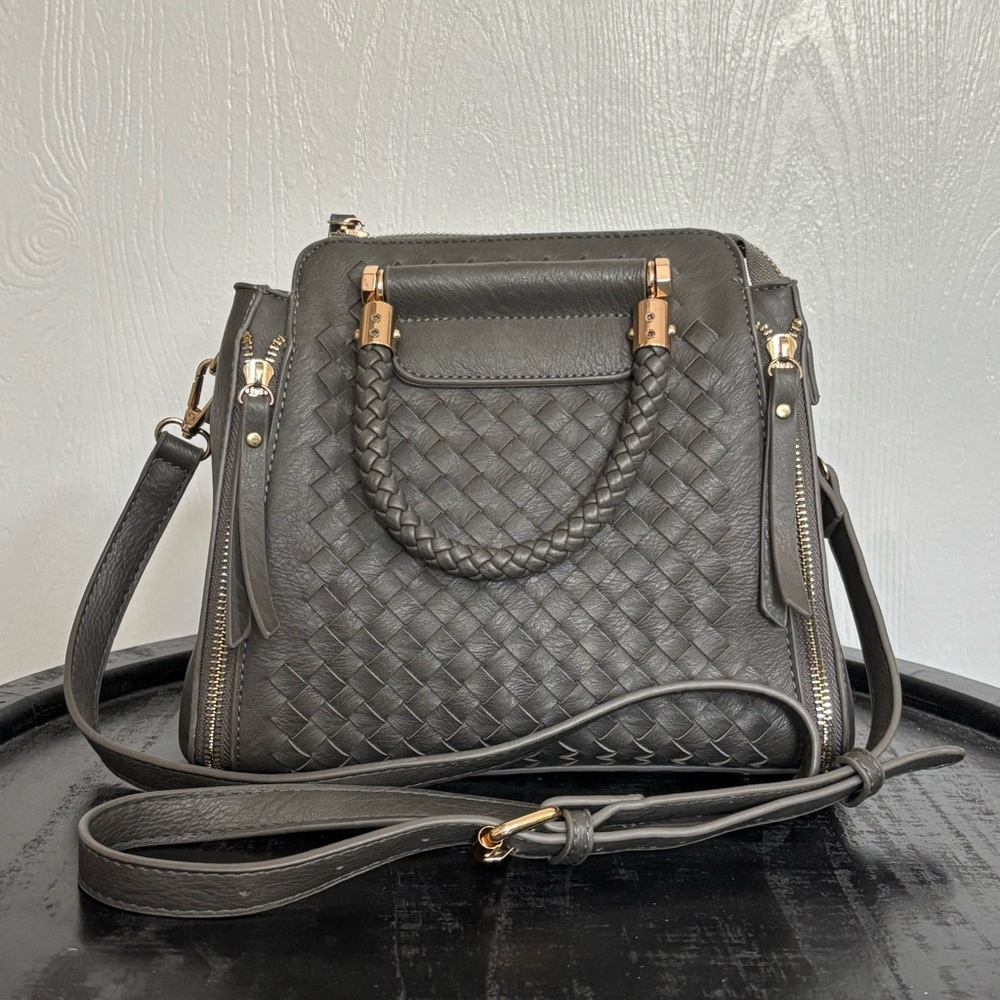 Madison West The Mavis Bag In Green
